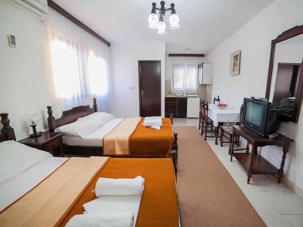 Guest House 4M Petrovac Room photo
